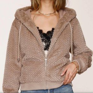 Heartloom Magda Faux Fur Jacket (NWT)